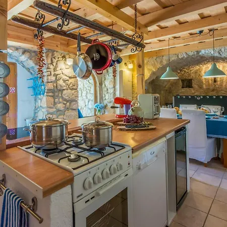 Toscana Crikvenica * Grižane